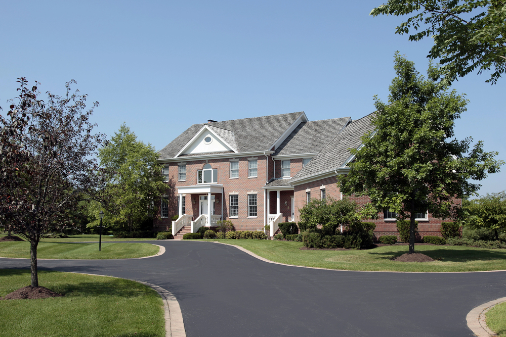 Top Six Driveway Coating Options To Boost Your Curb Appeal